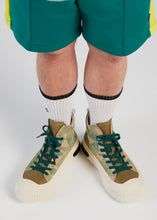 Load image into Gallery viewer, FARRELL MID CUT LEATHER SNEAKER GREEN